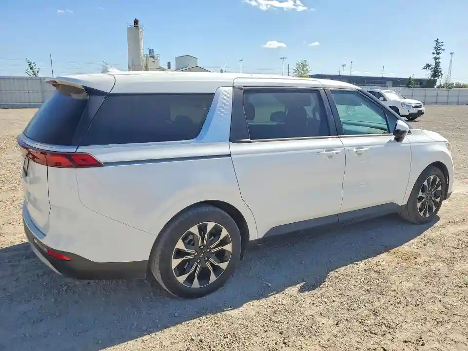 KNDNC5H37R6444009 2024 KIA CARNIVAL E-2