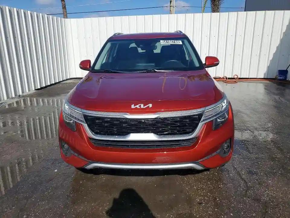KNDEU2AA1N7236488 2022 KIA SELTOS-4