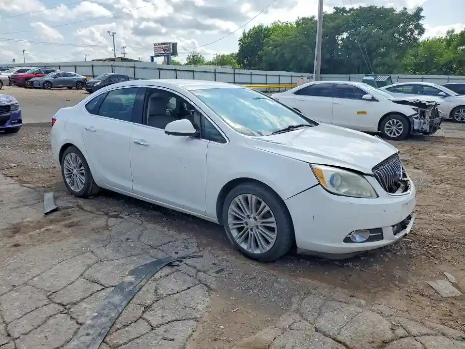 1G4PP5SK7E4161074 2014 BUICK VERANO-3