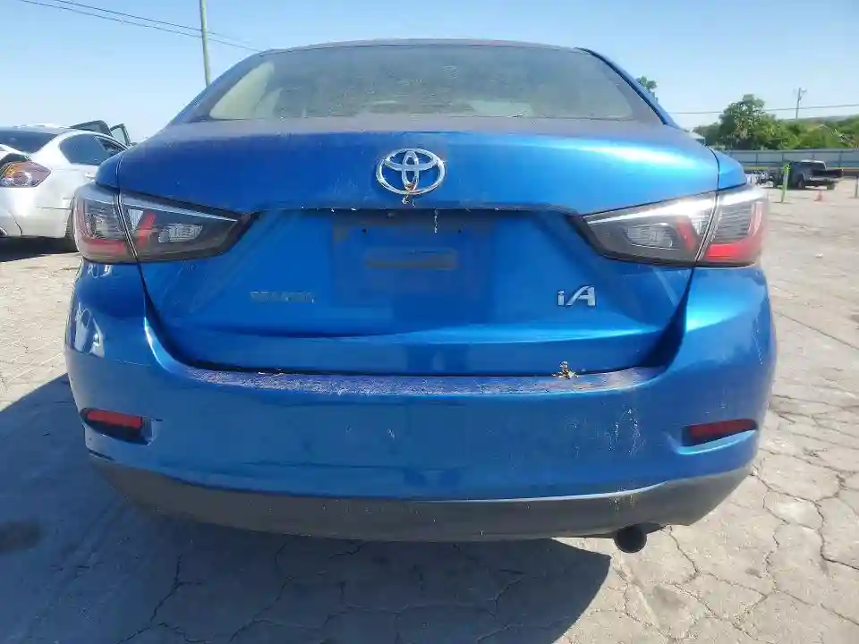 3MYDLBYV3HY191680 2017 TOYOTA YARIS-5