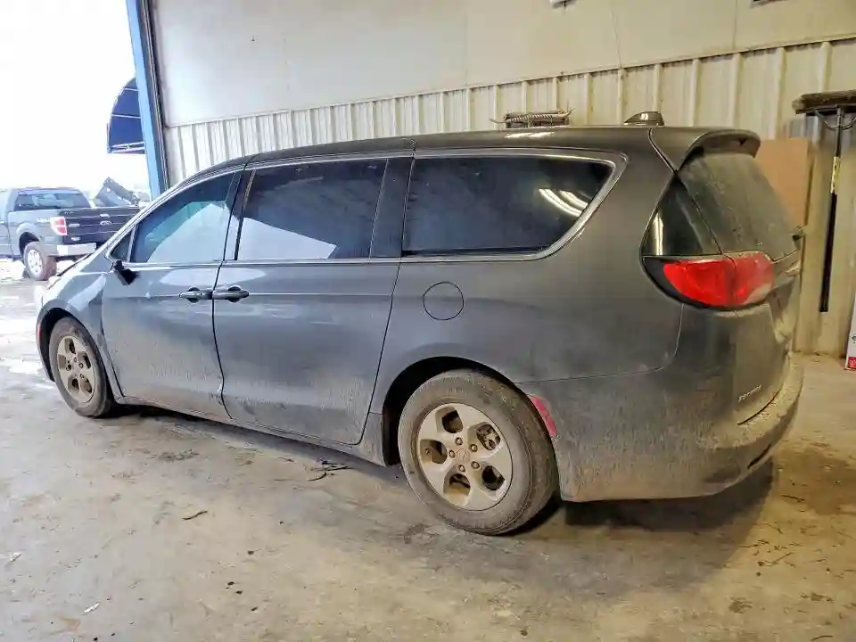 2C4RC1CG3HR608710 2017 CHRYSLER PACIFICA-1