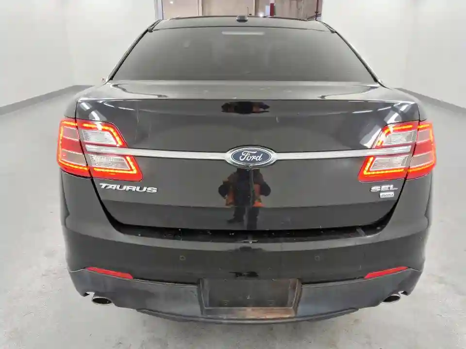 1FAHP2H82HG126292 2017 FORD TAURUS-5