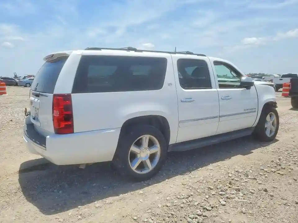 1GNSCKE03ER183327 2014 CHEVROLET SUBURBAN-2