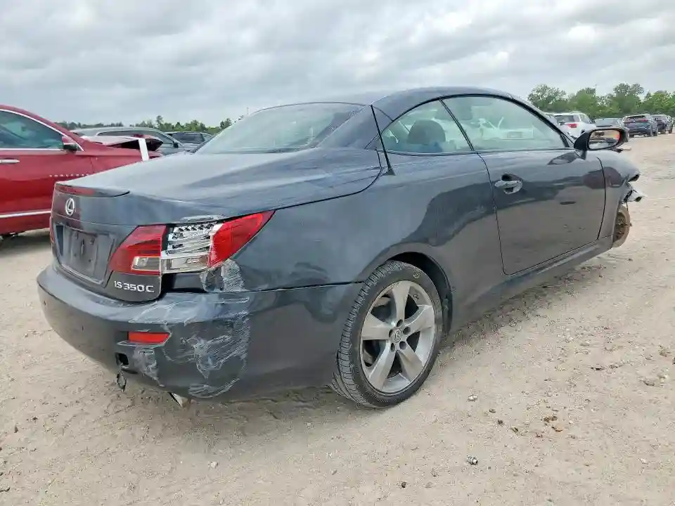 JTHFE2C29B2505352 2011 LEXUS IS-2