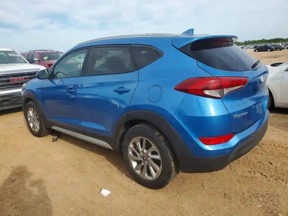 KM8J33A49JU704024 2018 HYUNDAI TUCSON-1