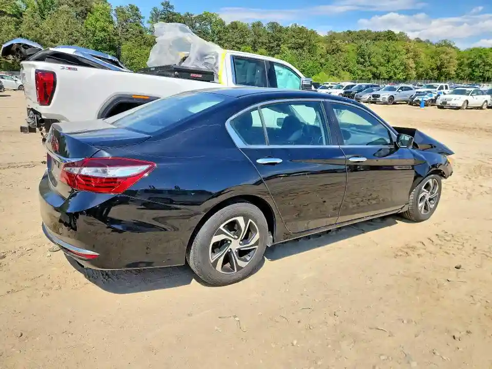 1HGCR2F34HA237985 2017 HONDA ACCORD-2