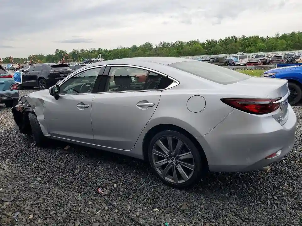 JM1GL1VM1K1504187 2019 MAZDA 6-1