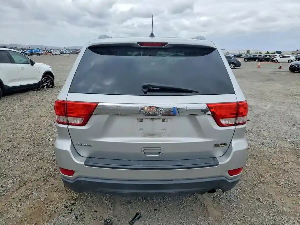 1J4RS4GG5BC591546 2011 JEEP GRAND CHEROKEE-5