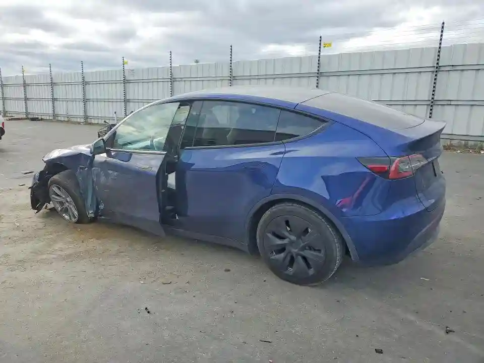 7SAYGDEE4PF855275 2023 TESLA MODEL Y-1