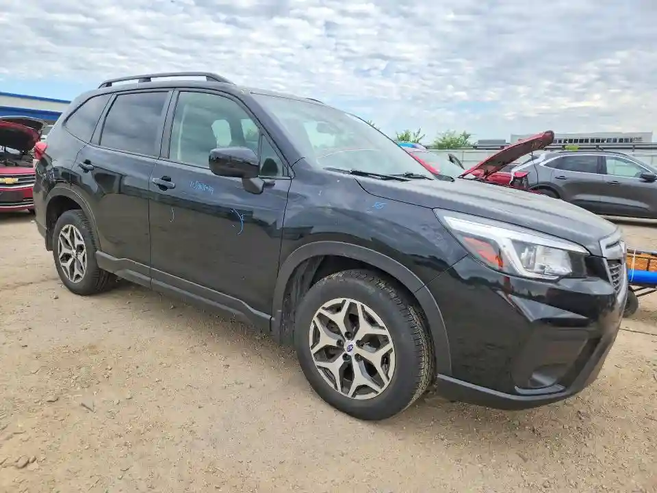 JF2SKAEC4KH470680 2019 SUBARU FORESTER-3