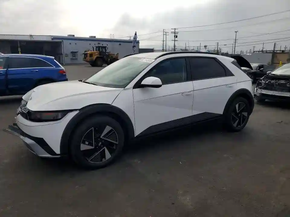 7YAKN4DA8SY014049 2025 HYUNDAI IONIQ-0