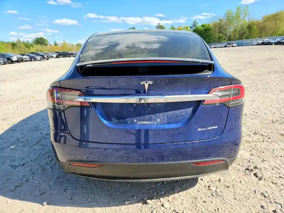 5YJXCBE27KF184885 2019 TESLA MODEL X-5