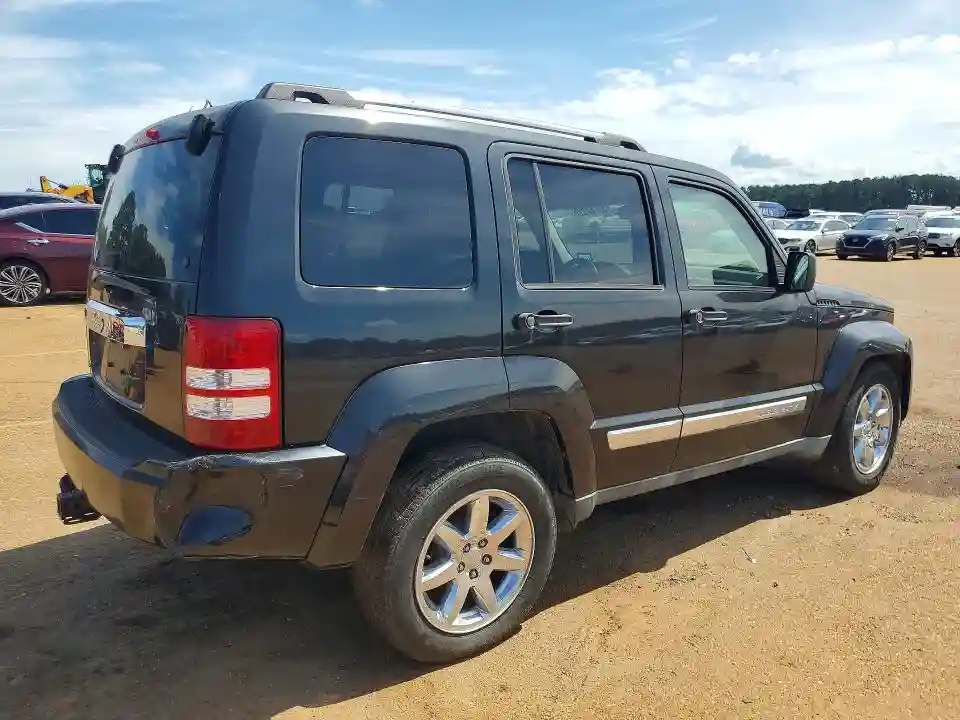1C4PJLCK2CW125819 2012 JEEP LIBERTY-2