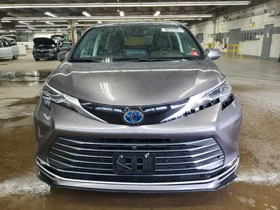5TDESKFC0RS151511 2024 TOYOTA SIENNA-4