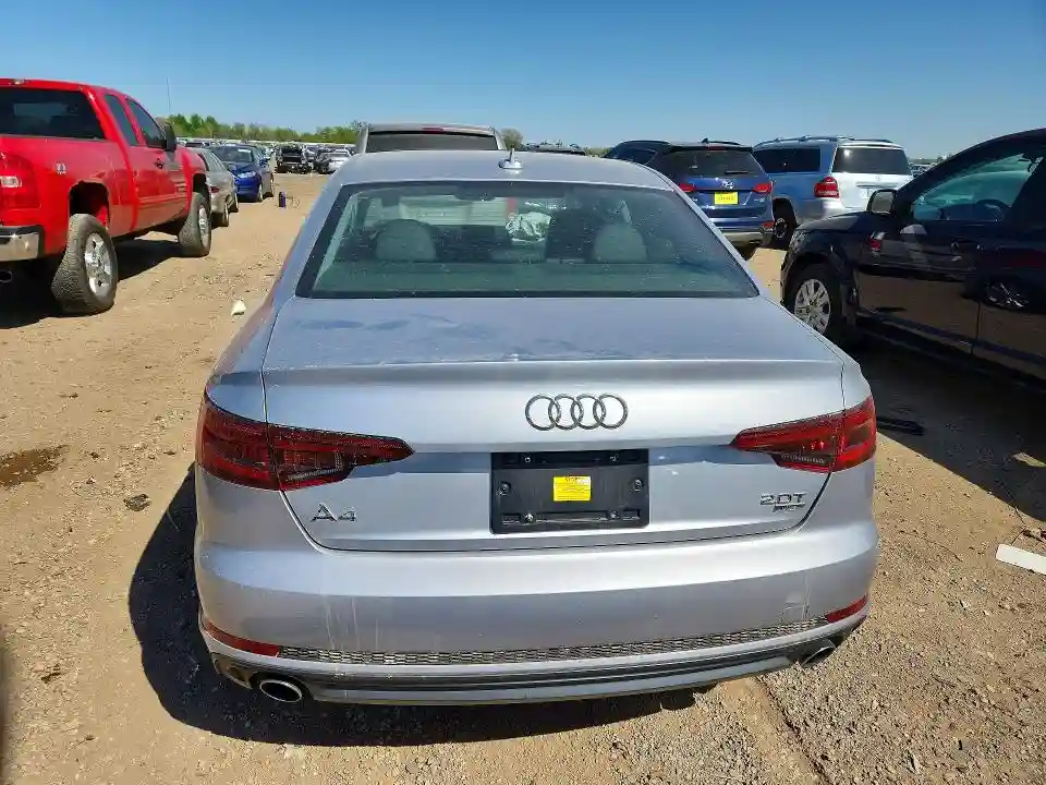 WAUKMAF40JA148235 2018 AUDI A4-5