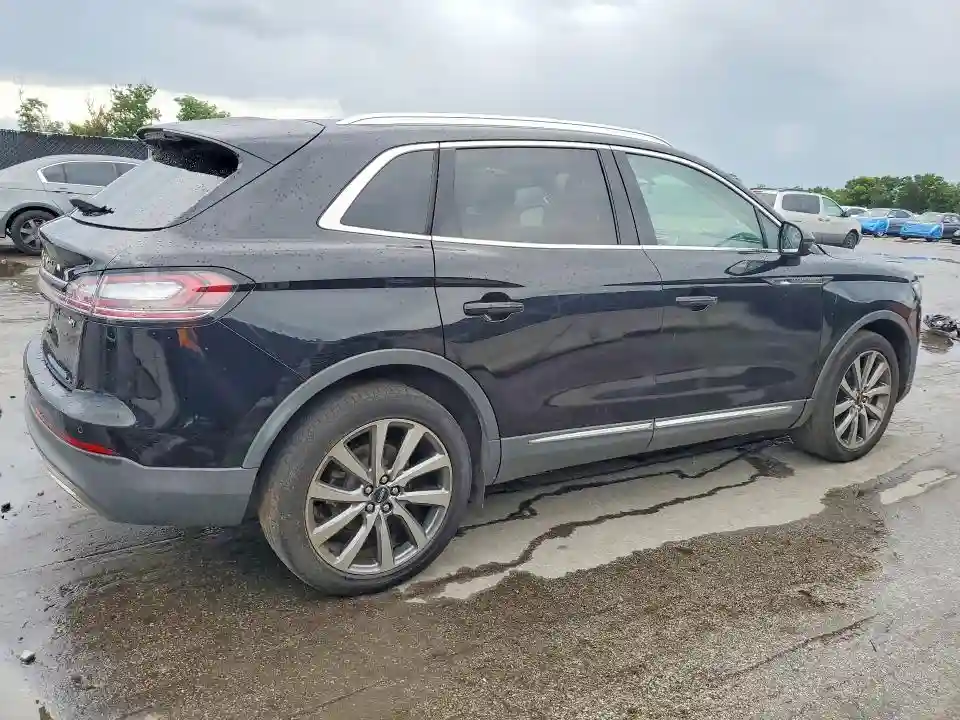 2LMPJ6K95KBL35282 2019 LINCOLN NAUTILUS-2