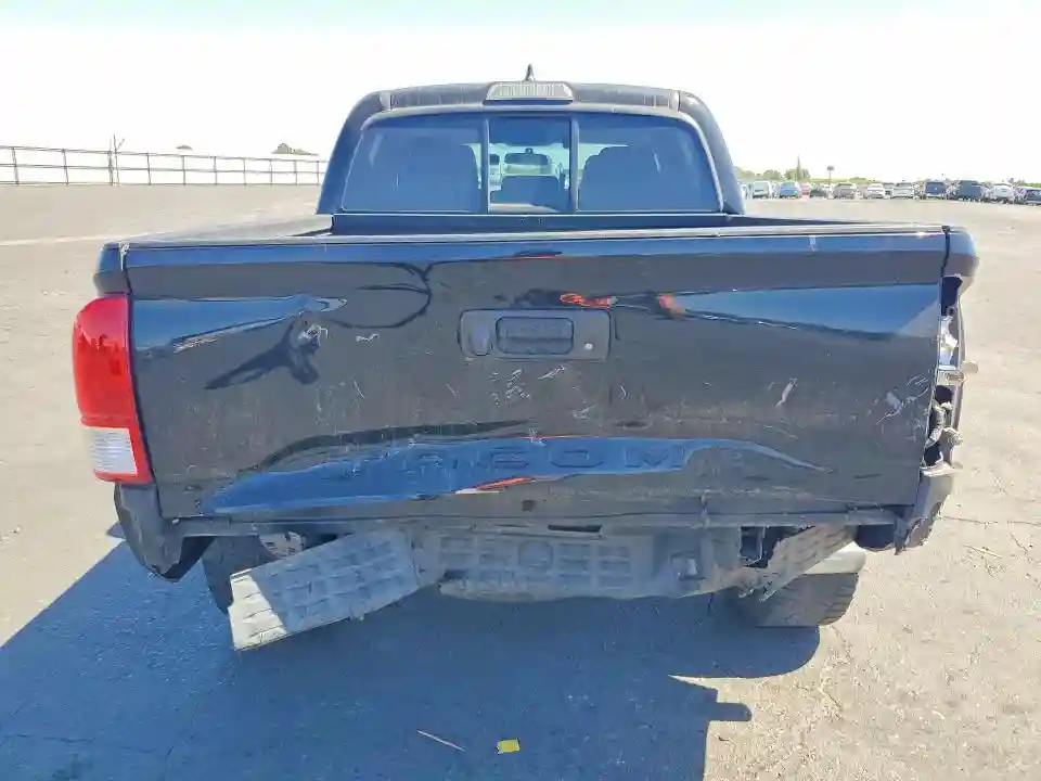 5TFAX5GN7HX084500 2017 TOYOTA TACOMA-5