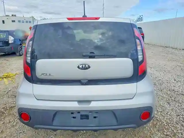 KNDJN2A25K7023642 2019 KIA SOUL BASE-5