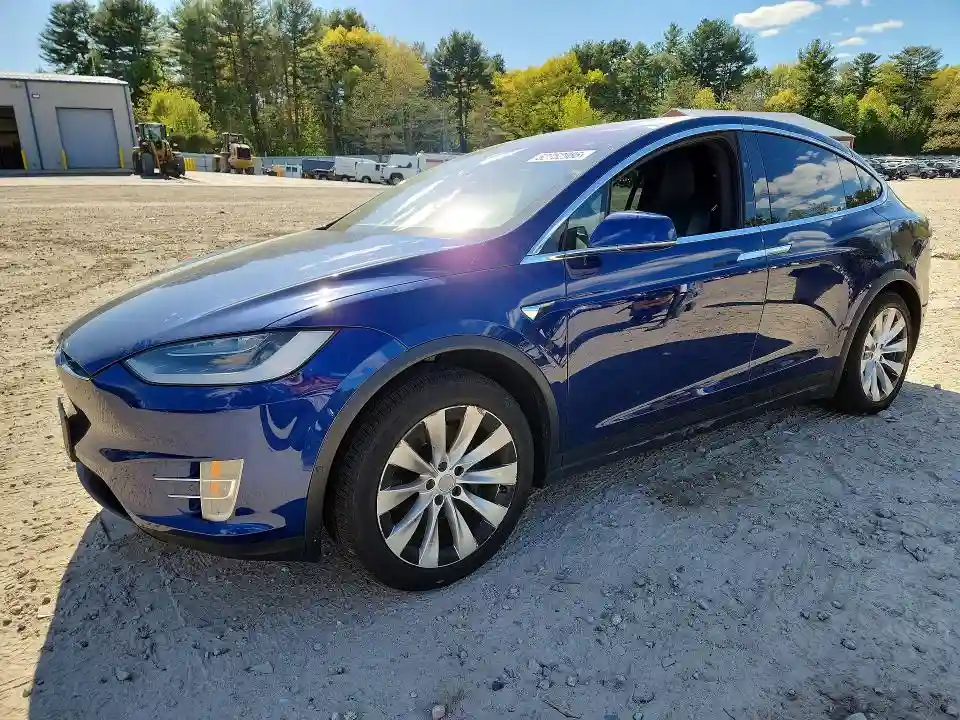 5YJXCBE27KF184885 2019 TESLA MODEL X-0