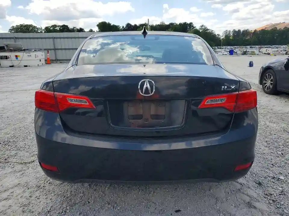 19VDE1F72DE003582 2013 ACURA ILX-5