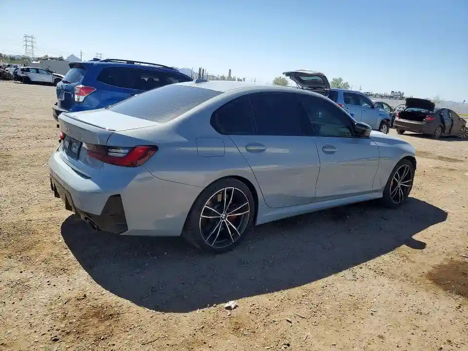 3MW69FF05R8E51001 2024 BMW 3 SERIES-2