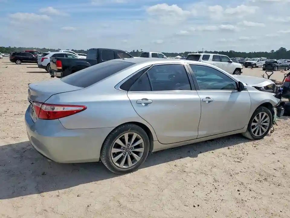 4T1BF1FK9HU439882 2017 TOYOTA CAMRY XLE-2