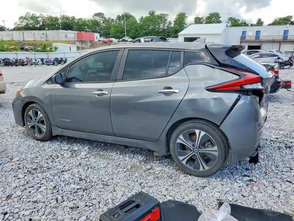 1N4AZ1CP9JC308542 2018 NISSAN LEAF-1