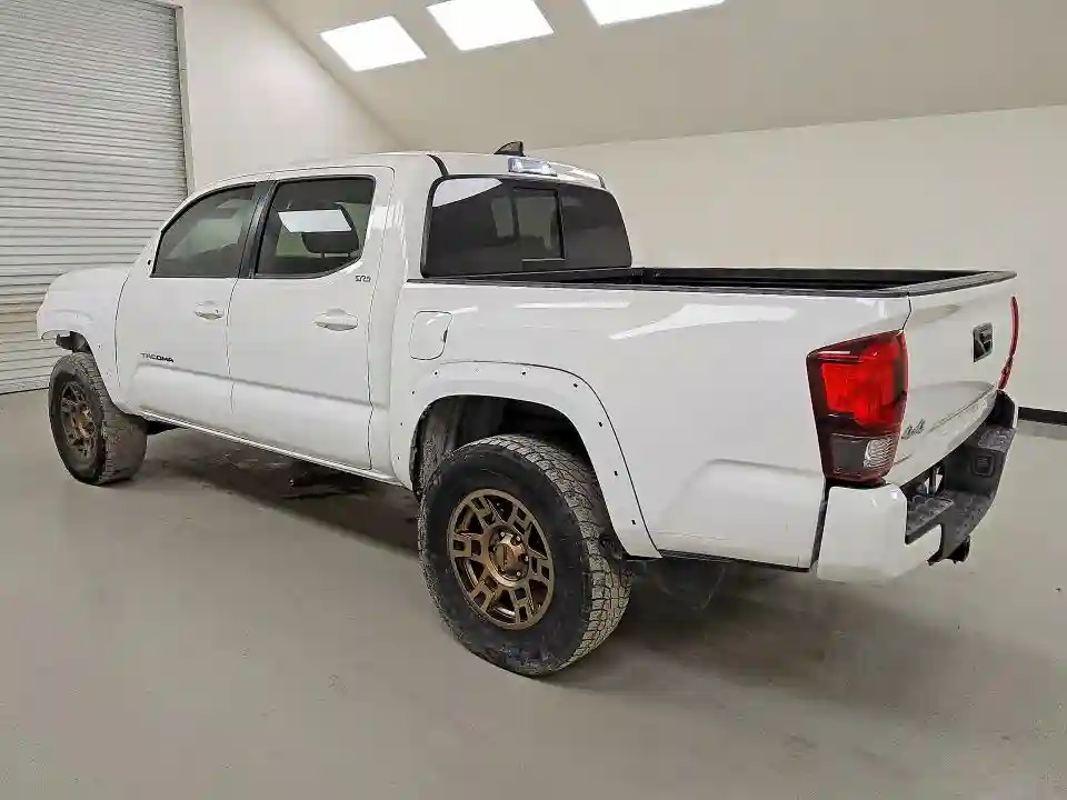 3TYCZ5AN8NT071580 2022 TOYOTA TACOMA-1