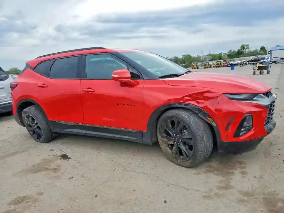 3GNKBJRS0KS571553 2019 CHEVROLET BLAZER-3