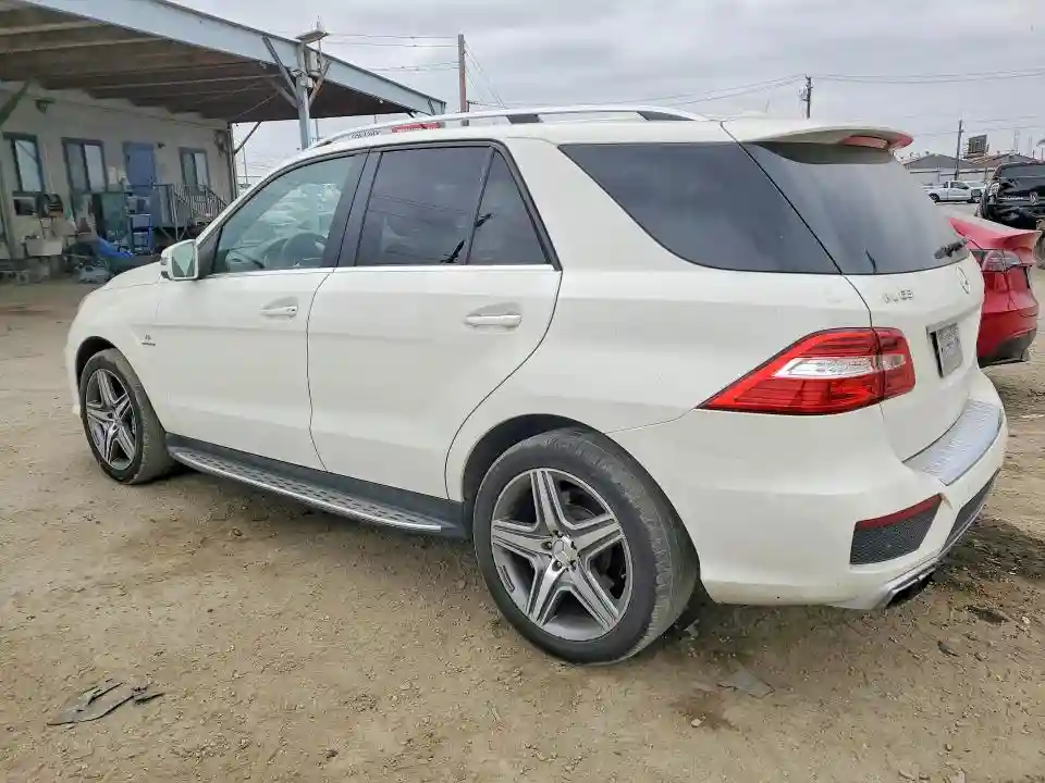 4JGDA7EB4DA176417 2013 MERCEDES-BENZ M-CLASS-1