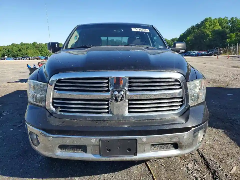 1C6RR7LM8FS731381 2015 RAM 1500-4