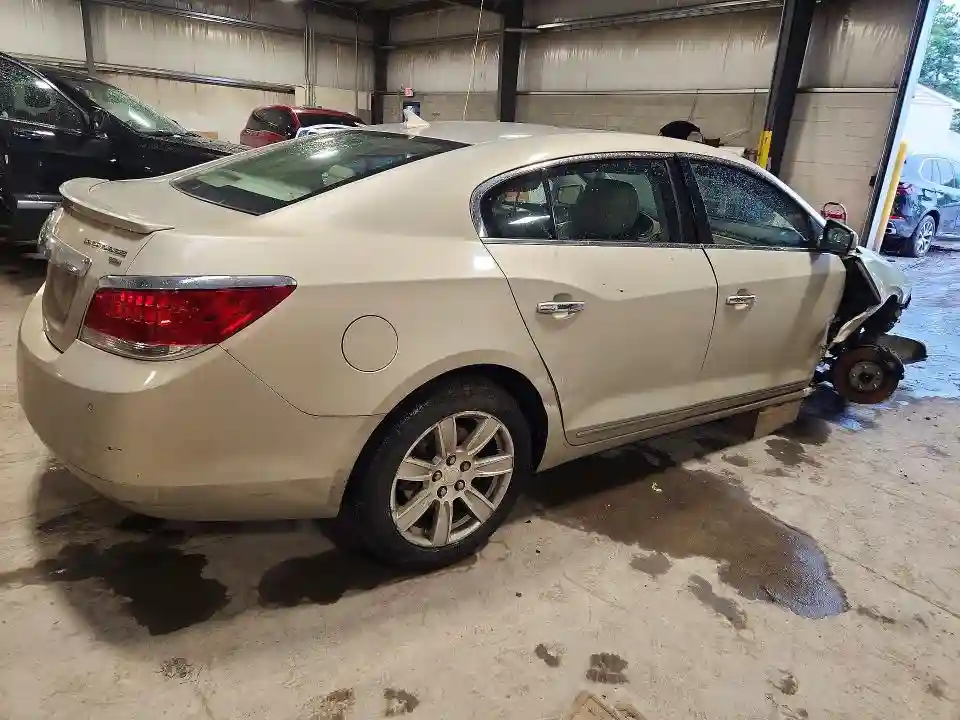 1G4GC5EC8BF168700 2011 BUICK LACROSSE-2