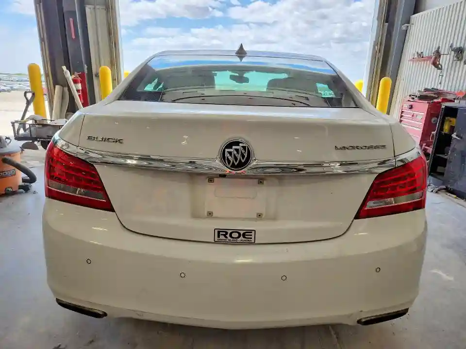 1G4GB5G33GF158311 2016 BUICK LACROSSE-5