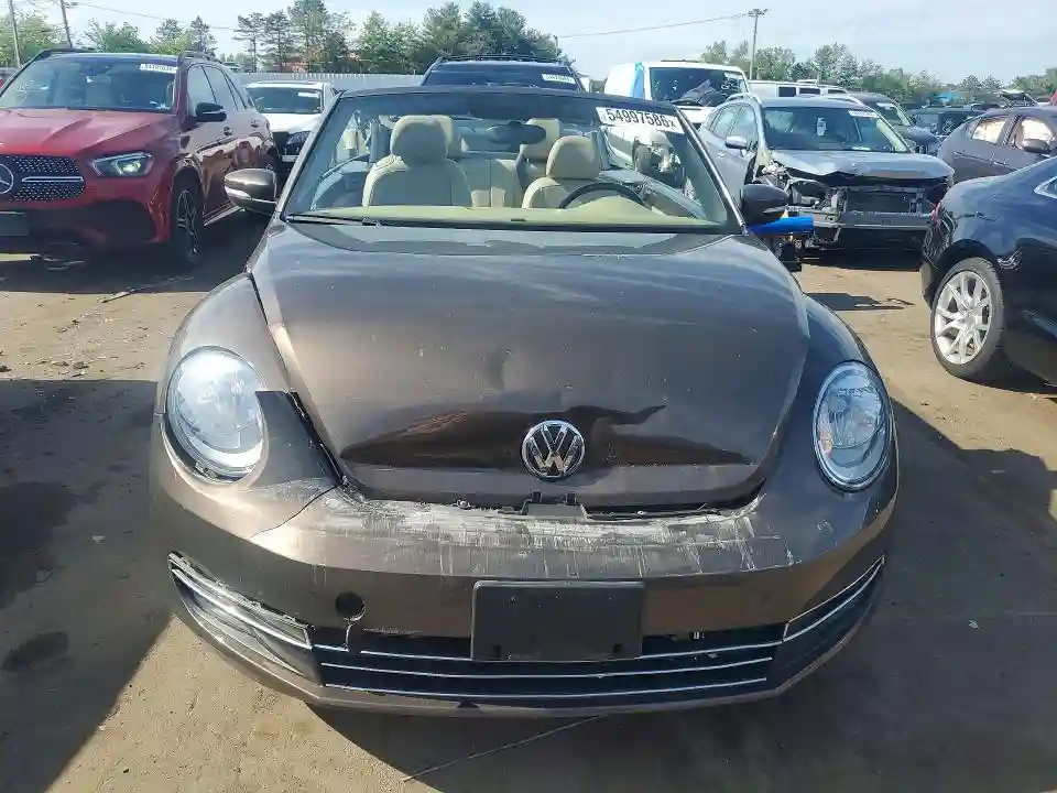 3VW517AT0FM821283 2015 VOLKSWAGEN BEETLE-4