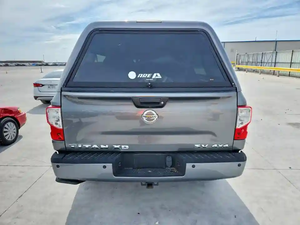 1N6BA1F4XHN569391 2017 NISSAN TITAN-5