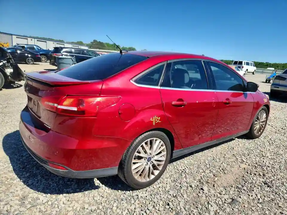 1FADP3J27GL374084 2016 FORD FOCUS-2