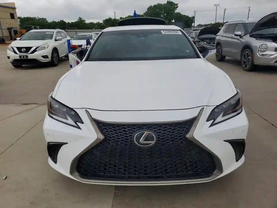58AGZ1B13MU093647 2021 LEXUS ES350-4
