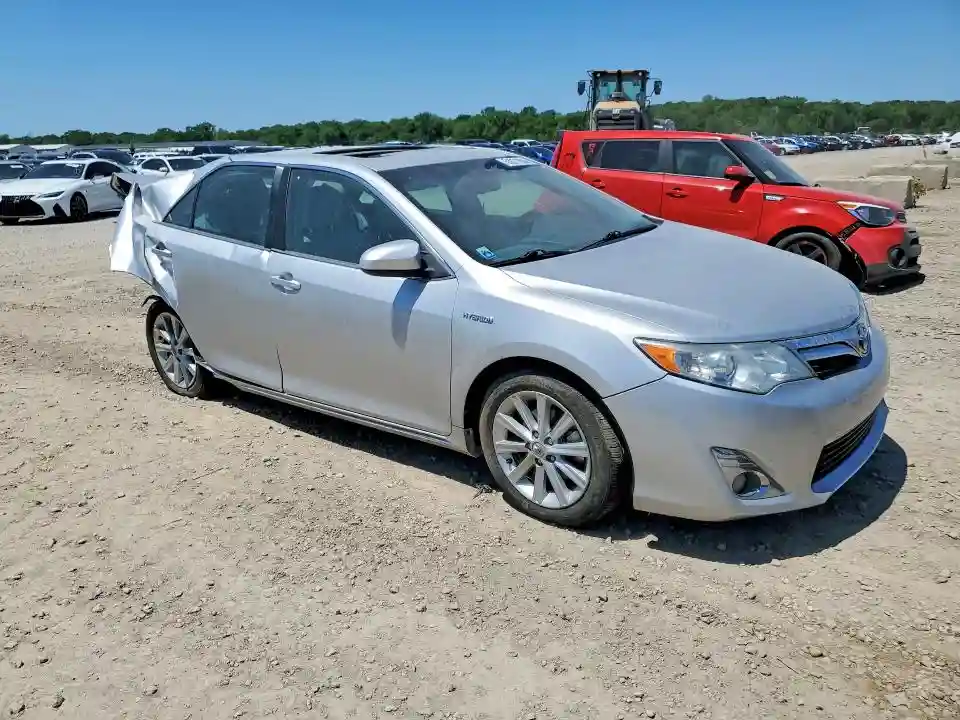 4T1BD1FK2DU078706 2013 TOYOTA CAMRY SOLA-3