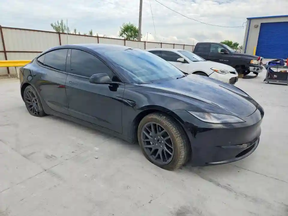 5YJ3E1EB0RF769594 2024 TESLA MODEL 3-3