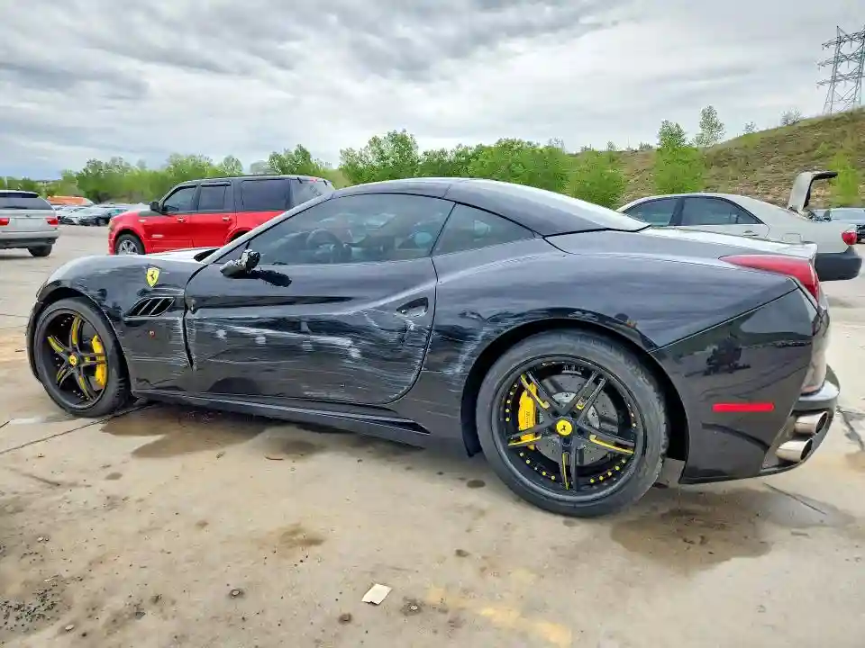 ZFF65LJA1B0179898 2011 FERRARI CALIFORNIA-1