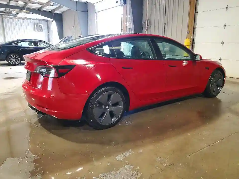 5YJ3E1EA2NF371515 2022 TESLA MODEL 3-2