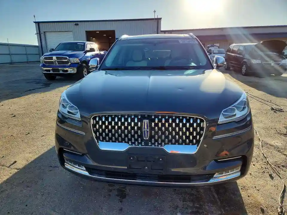 5LMYJ9YY4LGL25382 2020 LINCOLN AVIATOR-4