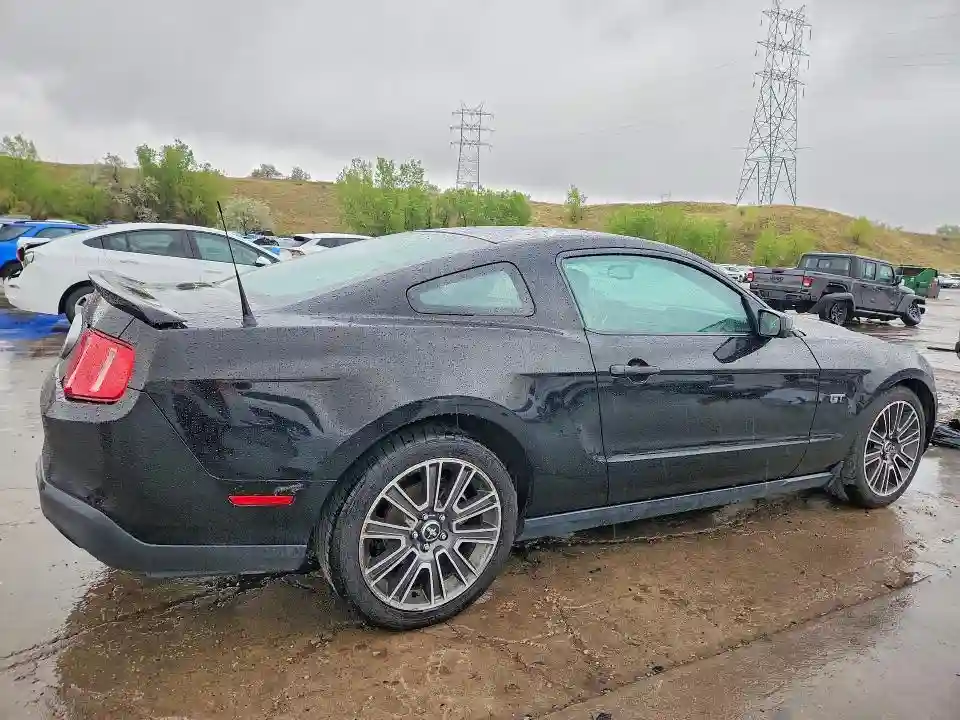 1ZVBP8CH9A5114973 2010 FORD MUSTANG-2