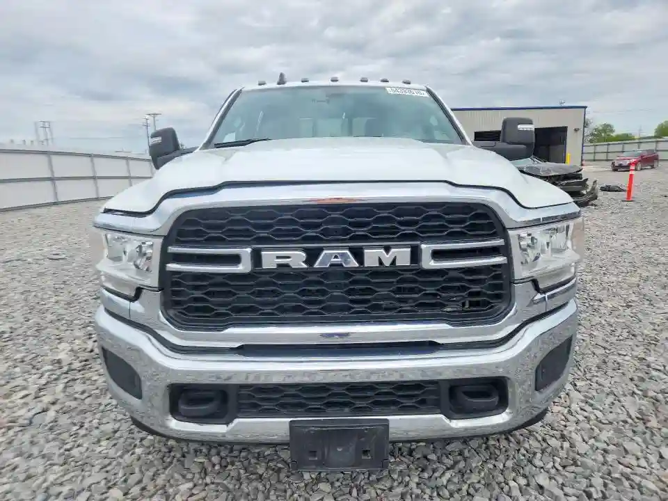 3C6UR5HLXRG253801 2024 RAM 2500-4