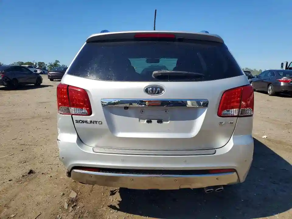 5XYKWDA2XDG374484 2013 KIA SORENTO-5