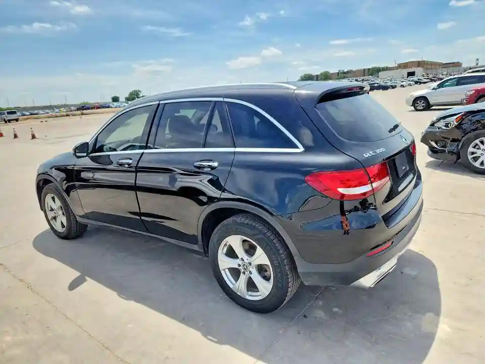 WDC0G4JB8HF253654 2017 MERCEDES-BENZ GLC-CLASS-1