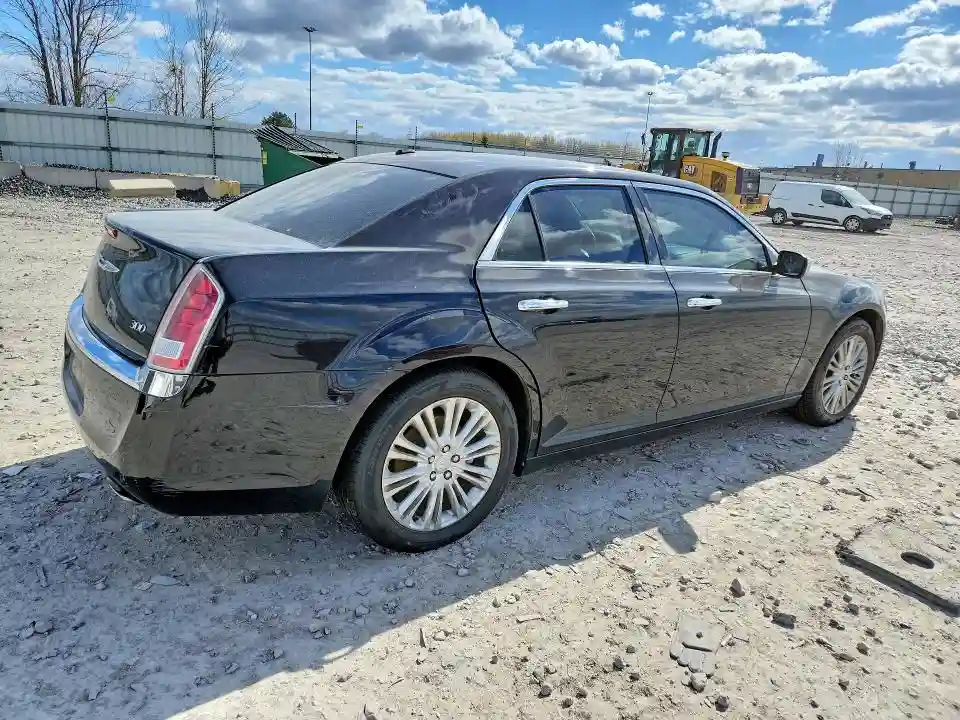 2C3CCAHG0CH184128 2012 CHRYSLER 300-2