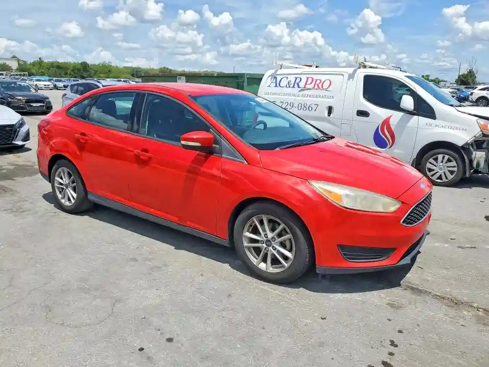 1FADP3F27HL327423 2017 FORD FOCUS-3