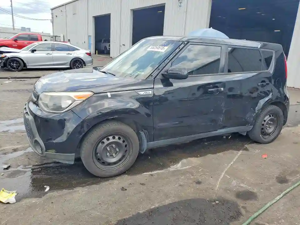 KNDJN2A22F7200329 2015 KIA SOUL BASE-0