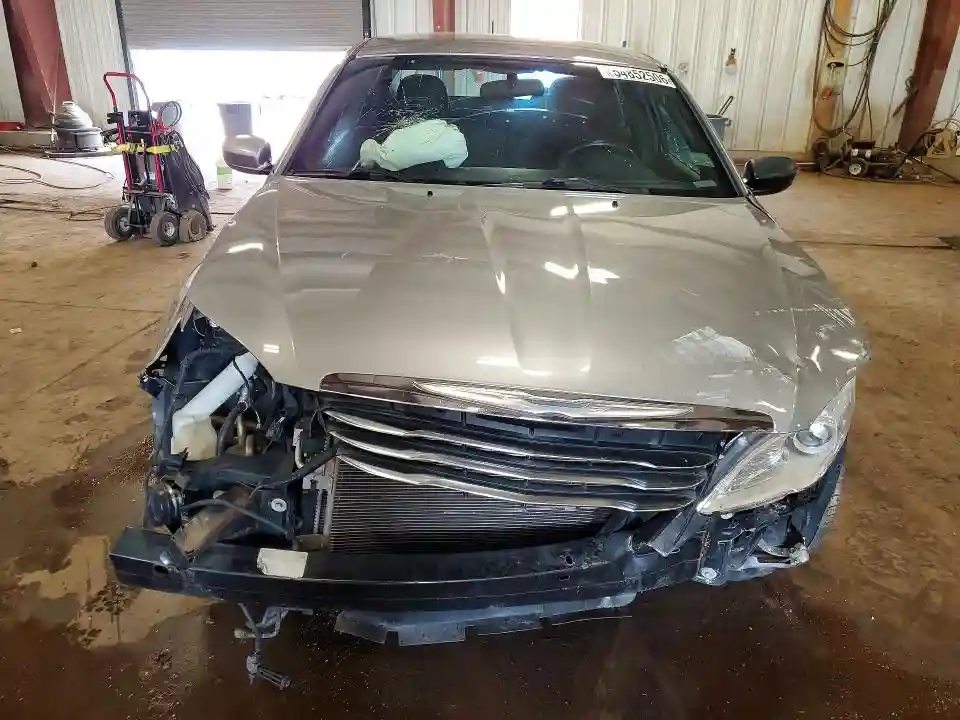 1C3CCBBB3DN601382 2013 CHRYSLER 200-4